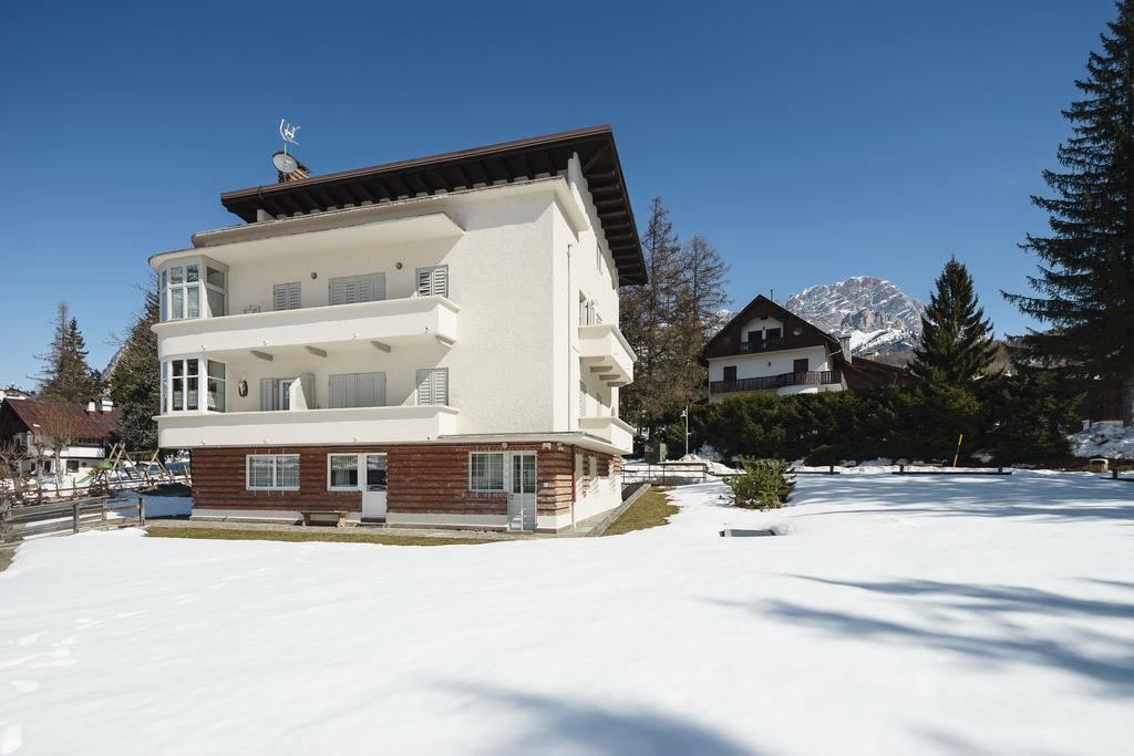 Villa Tullia - Stayincortina Cortina dʼAmpezzo Eksteriør bilde